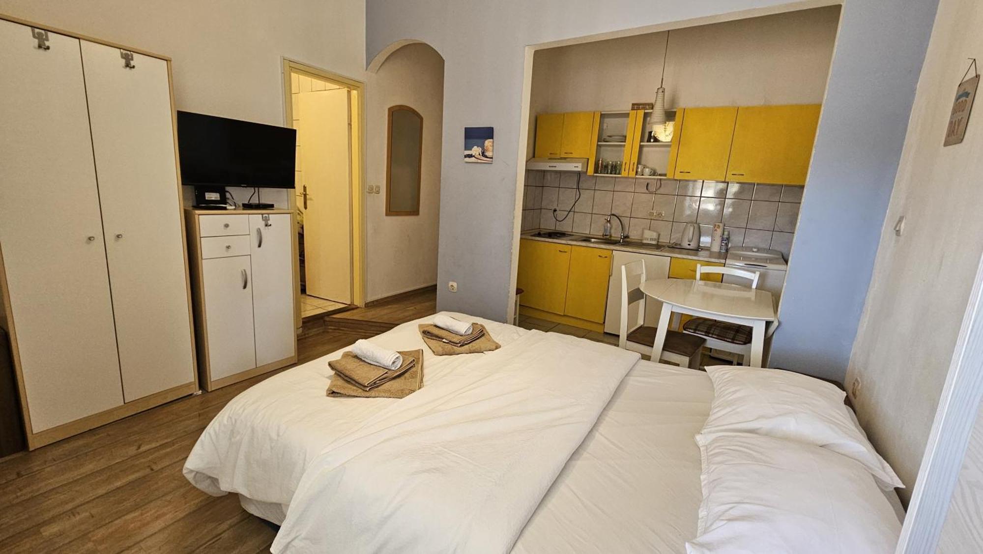 Studio Apartment Kiki For 2, Near Old Town & Beach, Free Wifi Задар Екстер'єр фото